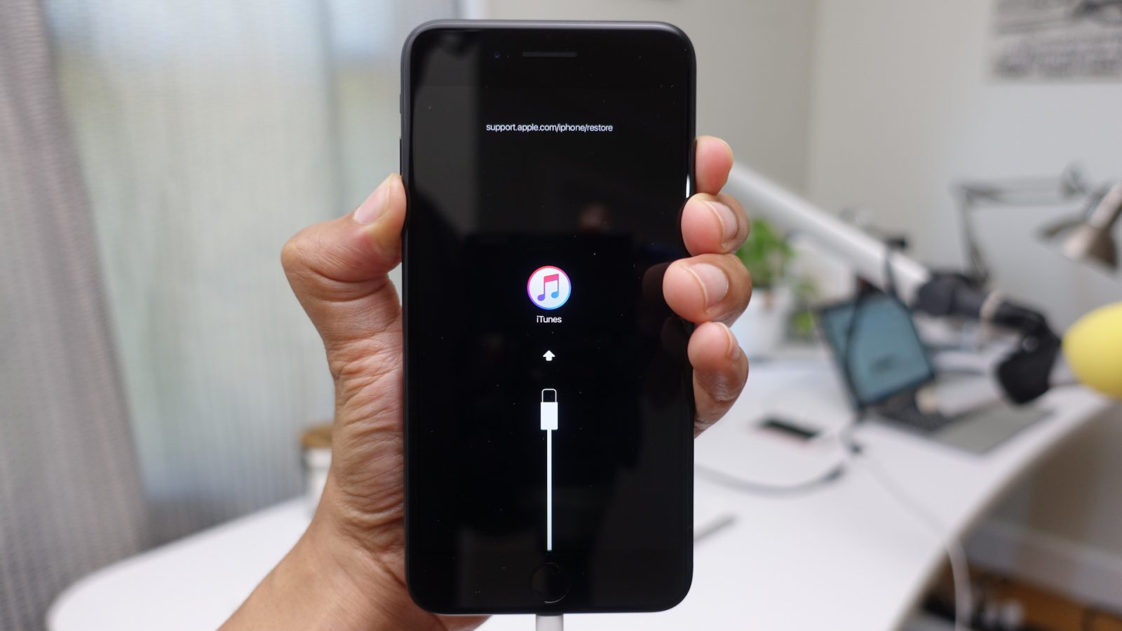 iPhone Recovery Mode & How to Put iPhone in Recovery Mode