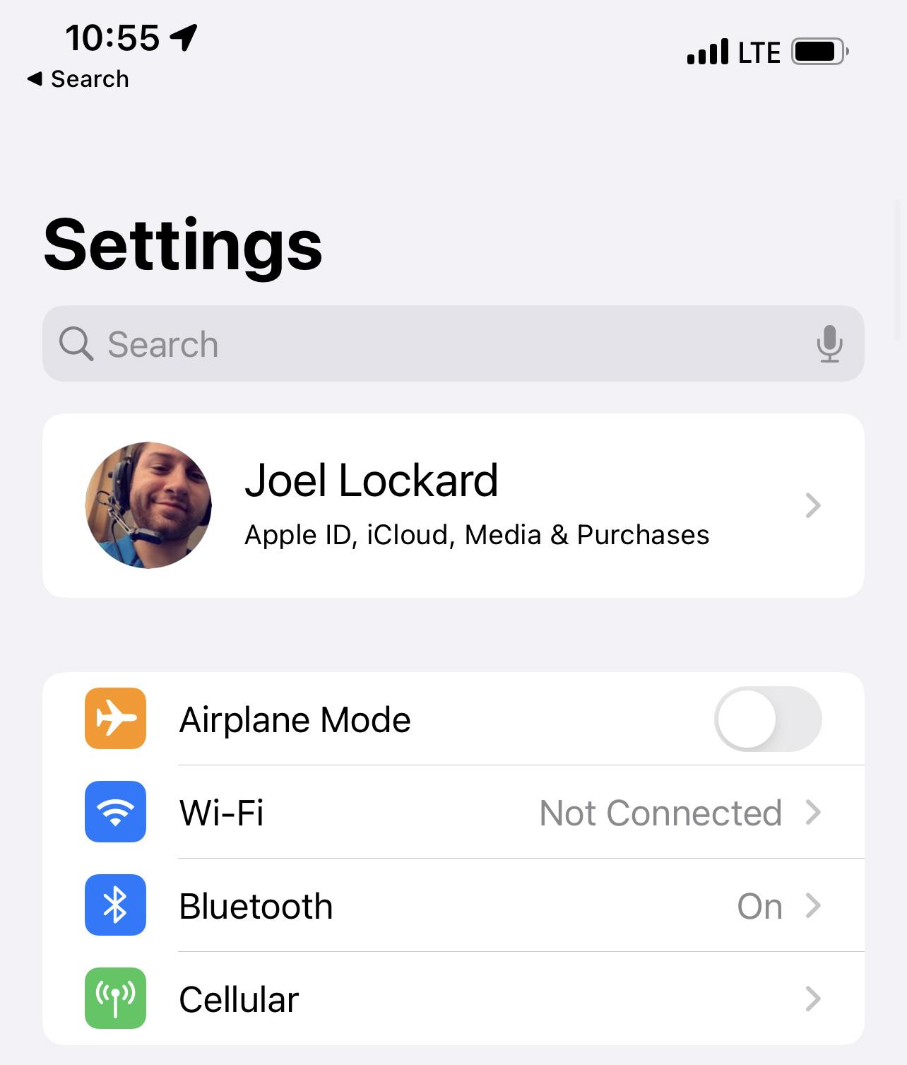 selecting apple id in settings
