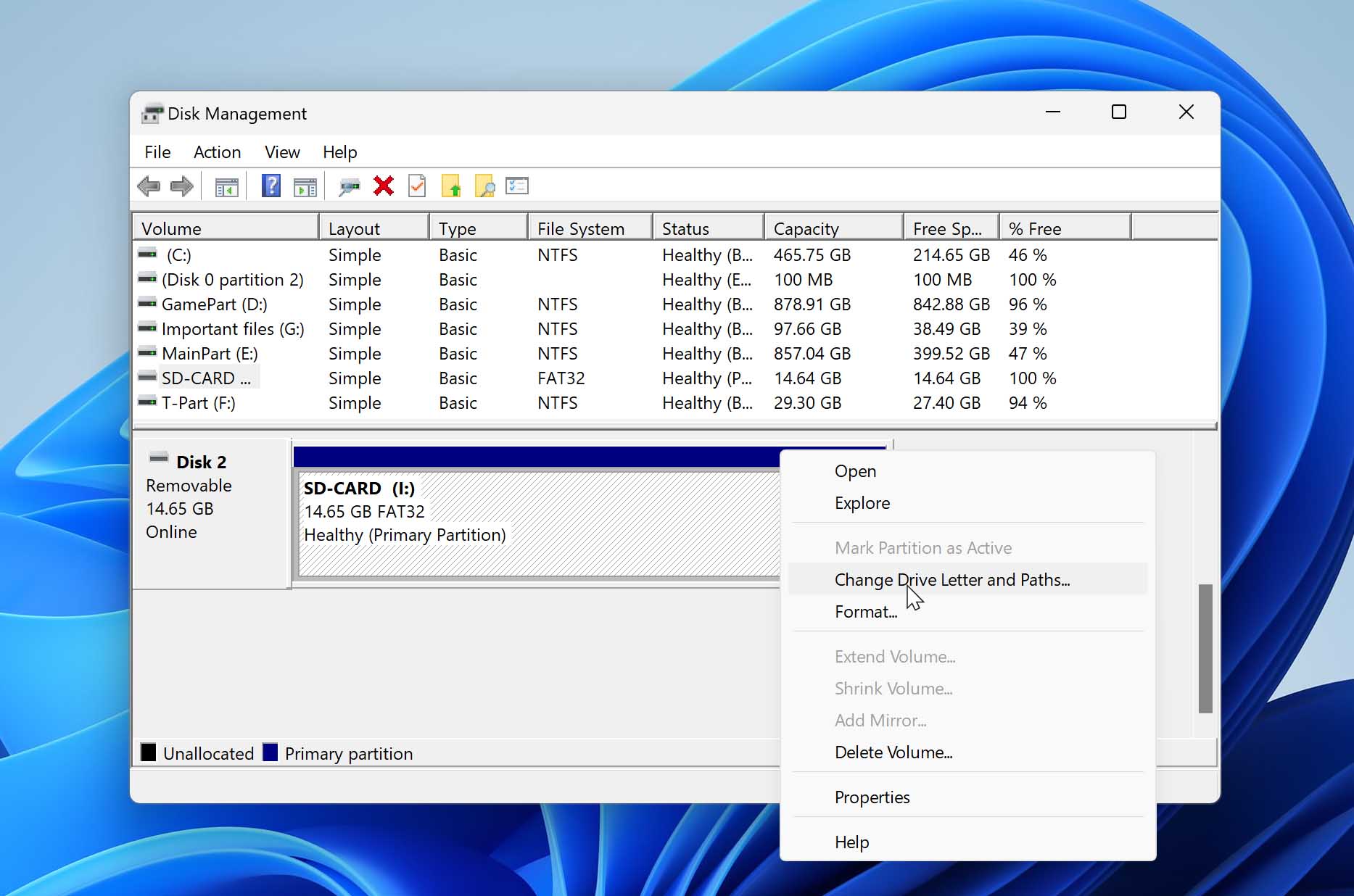 disk management drive letter change highlight