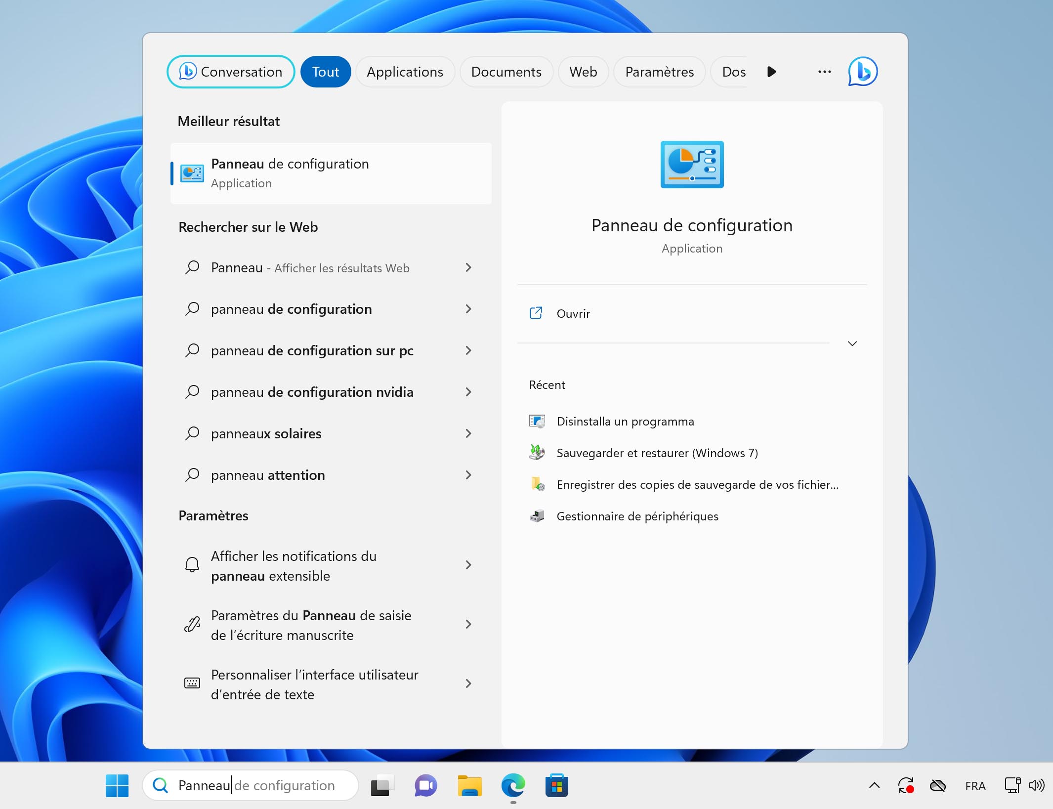 tapez Panneau de configuration, sélectionnez l'option portant le même nom