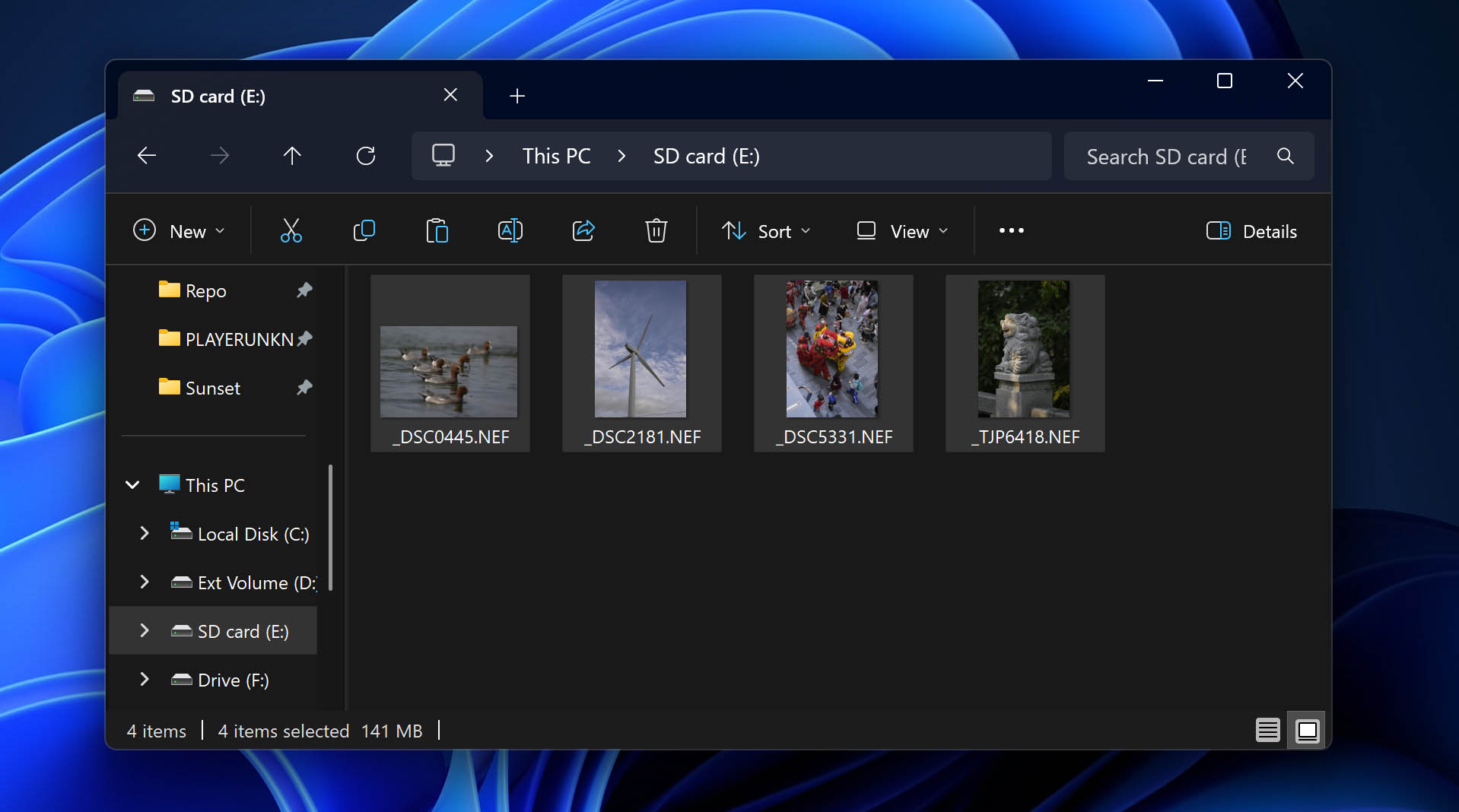 open sd card in file explorer