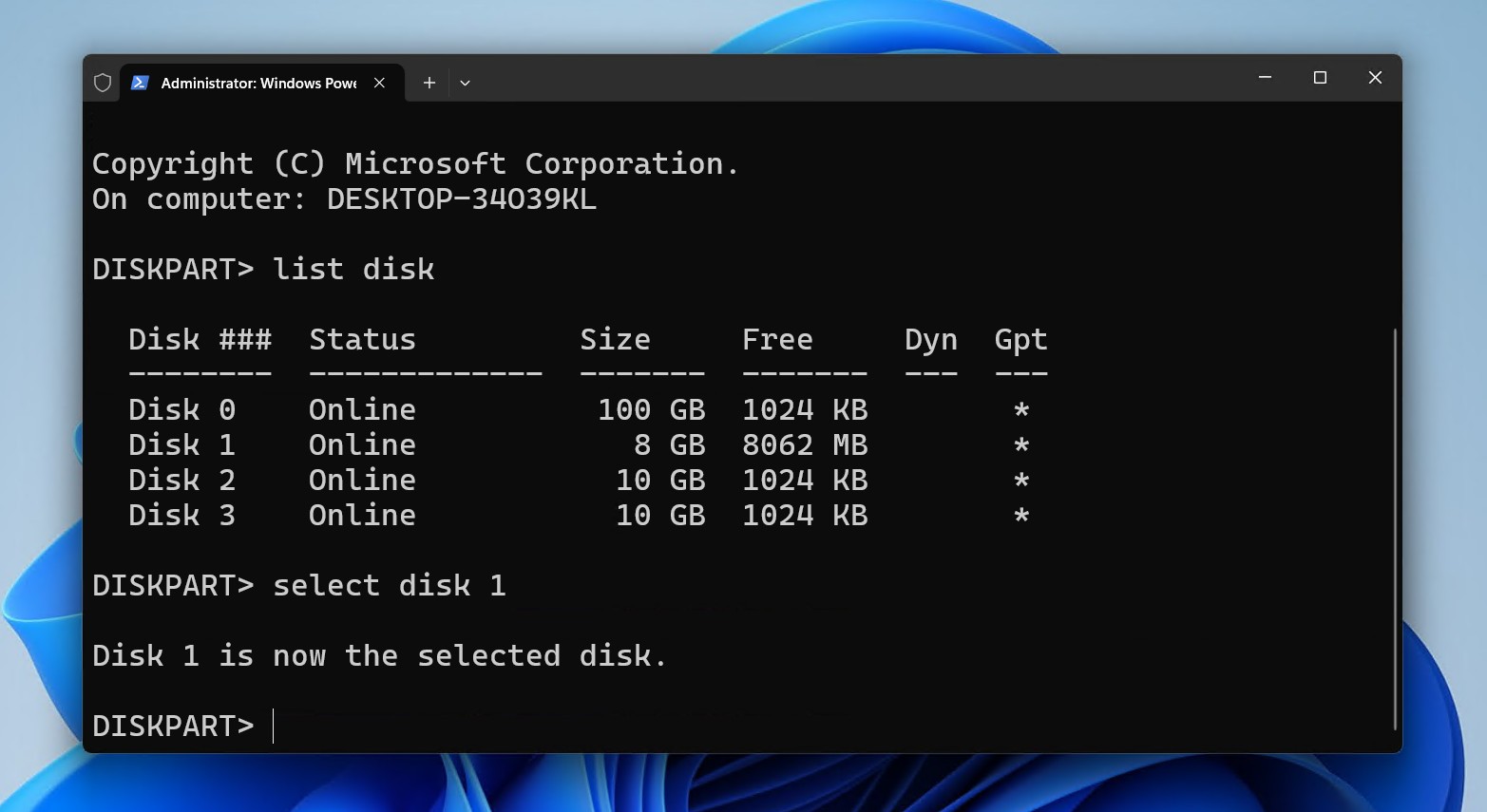 Selecting the disk in DiskPart.
