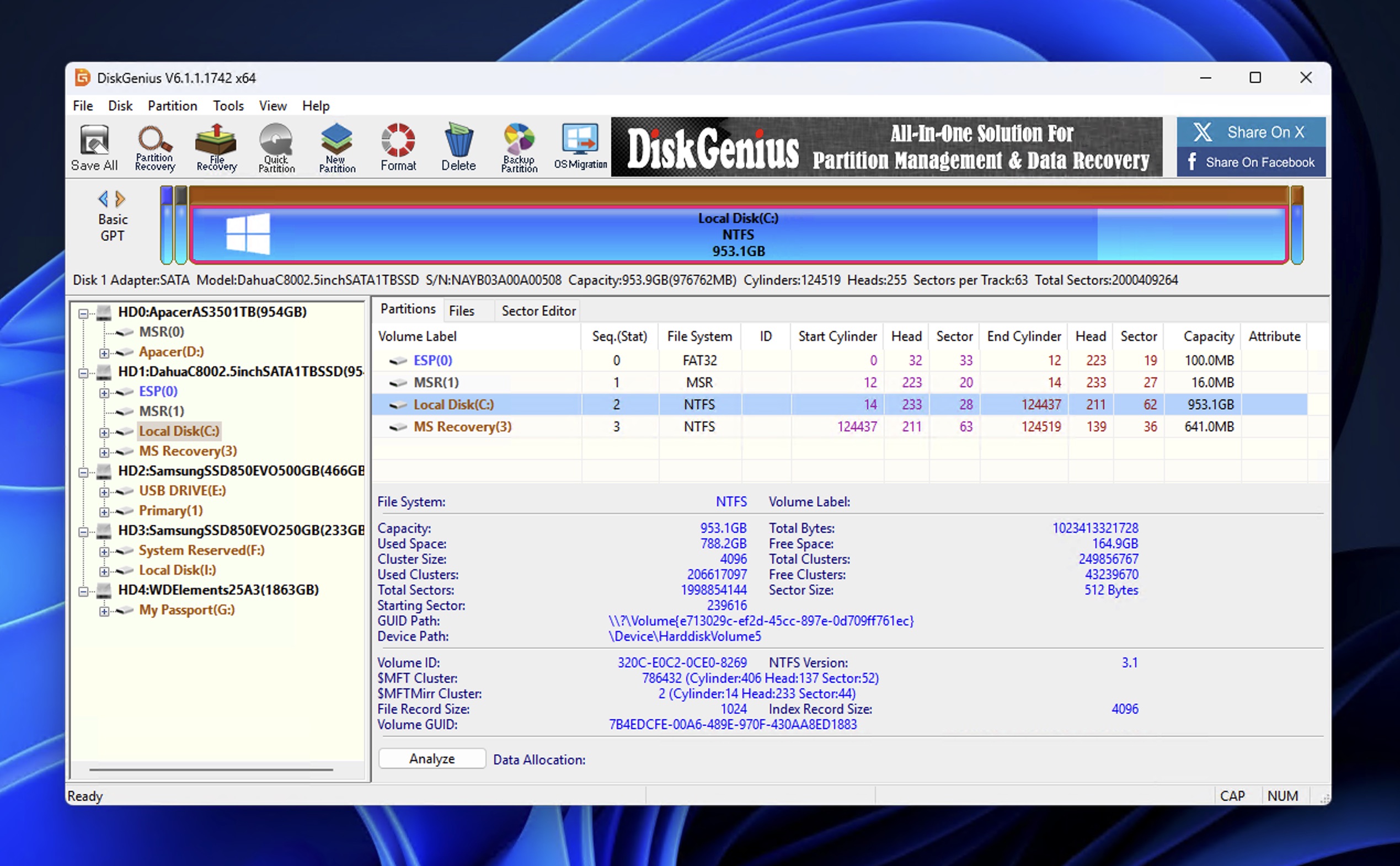 DiskGenius interface on Windows