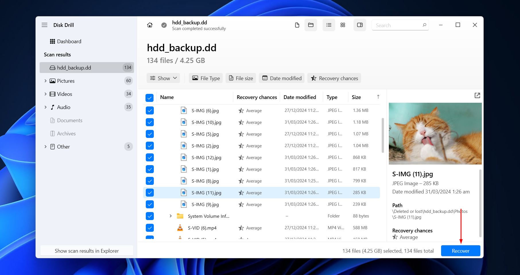 Selecting deleted files for recovery.