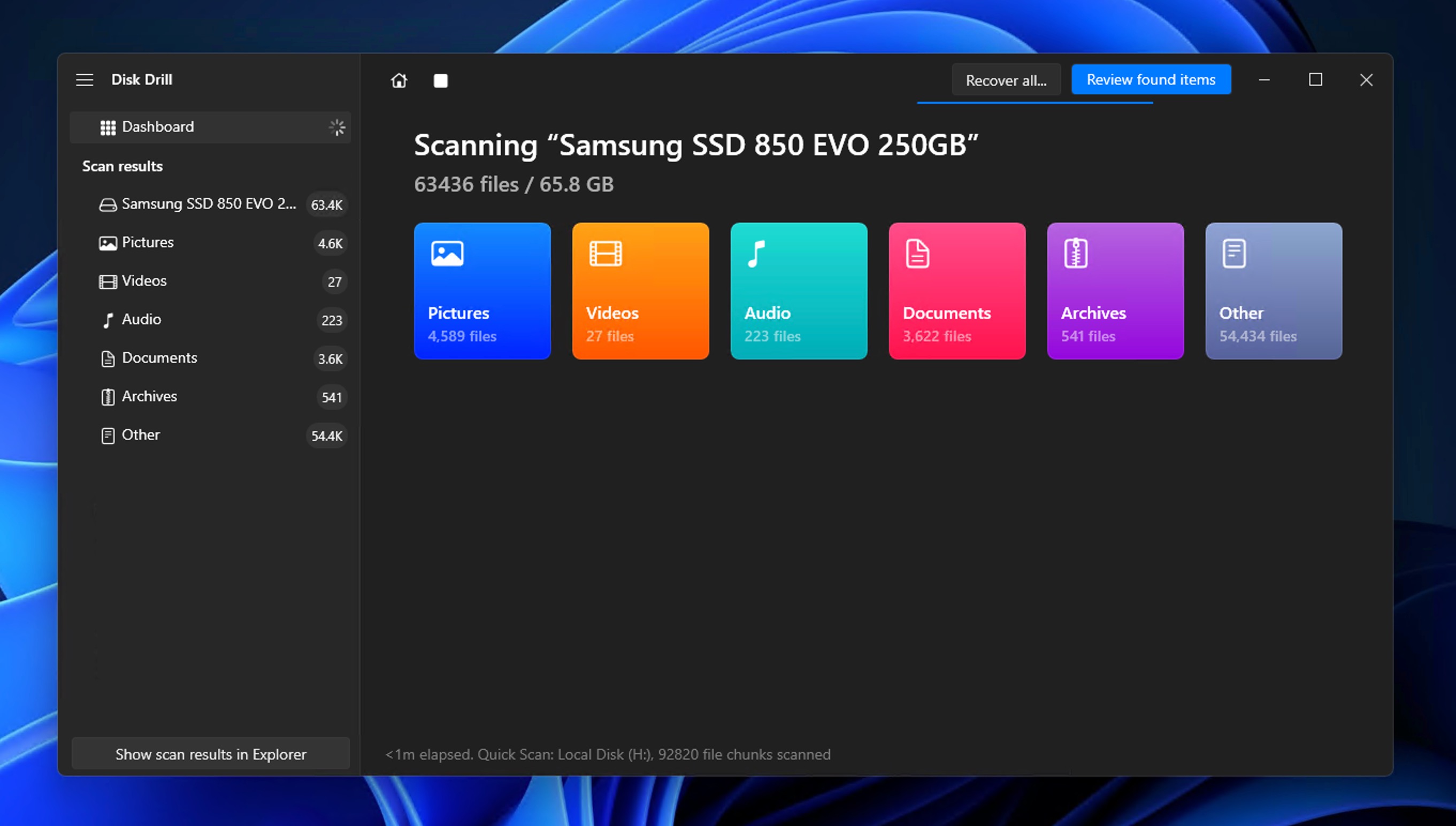 Disk Drill scanning for lost data