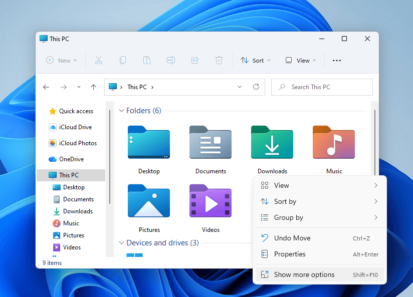 Opening the right-click menu on the Downloads folder