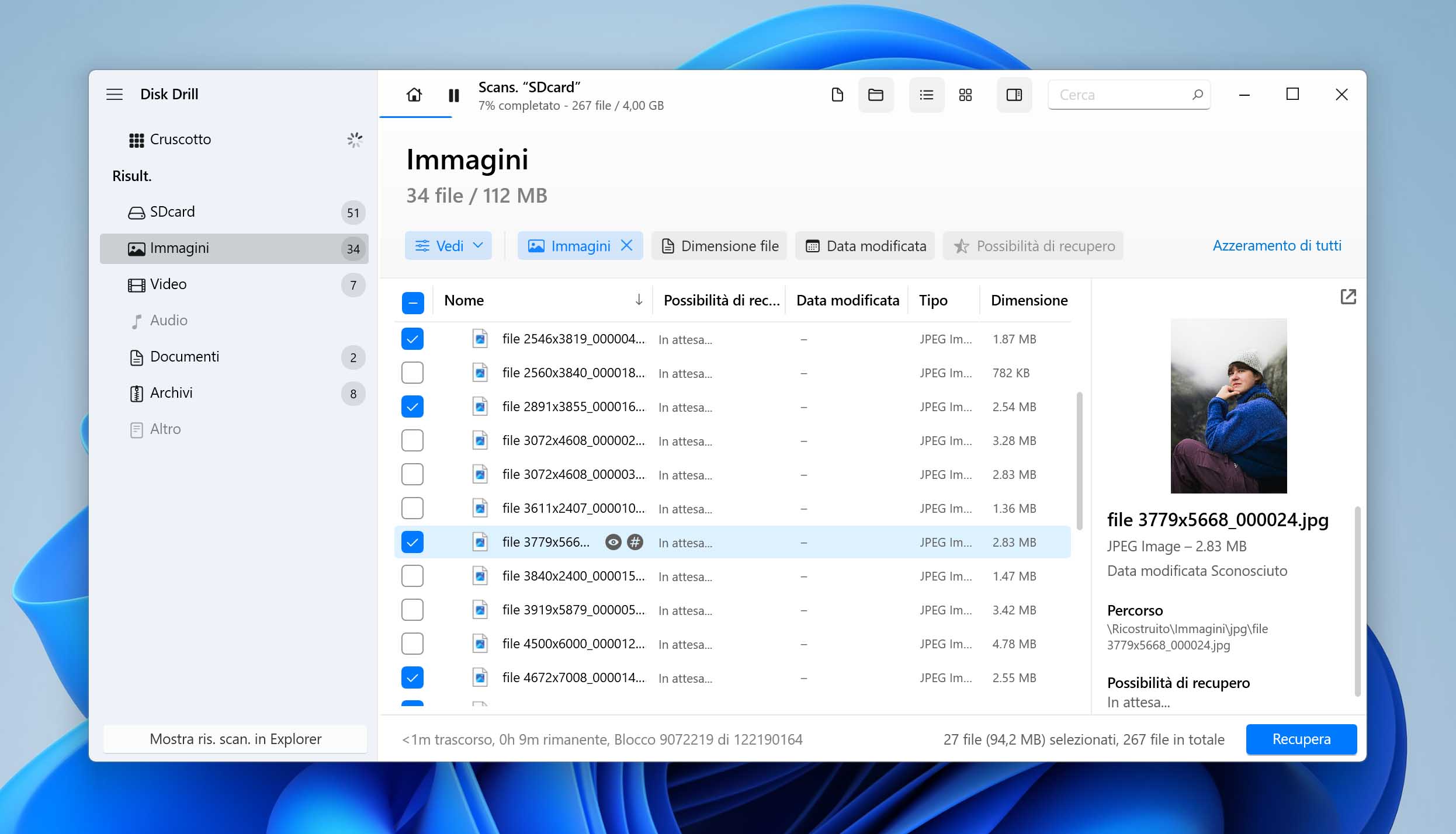 Selezionare i file dalla scheda SD formattata per il recupero