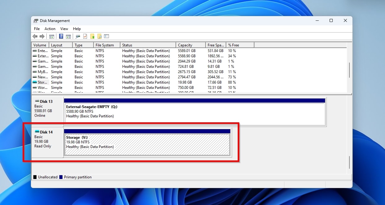 Disk Management VHD Image Mounted