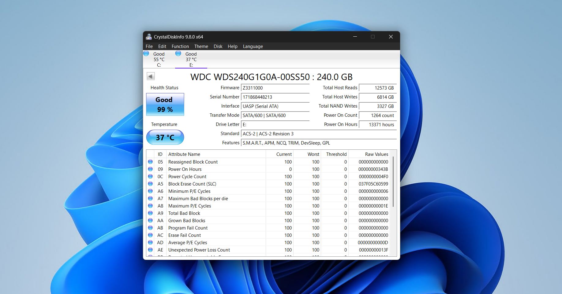 The CrystalDIskInfo interface.