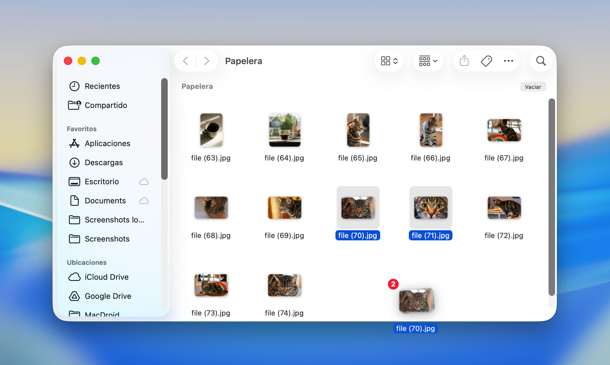 Arrastrando archivos desde la Papelera en macOS.