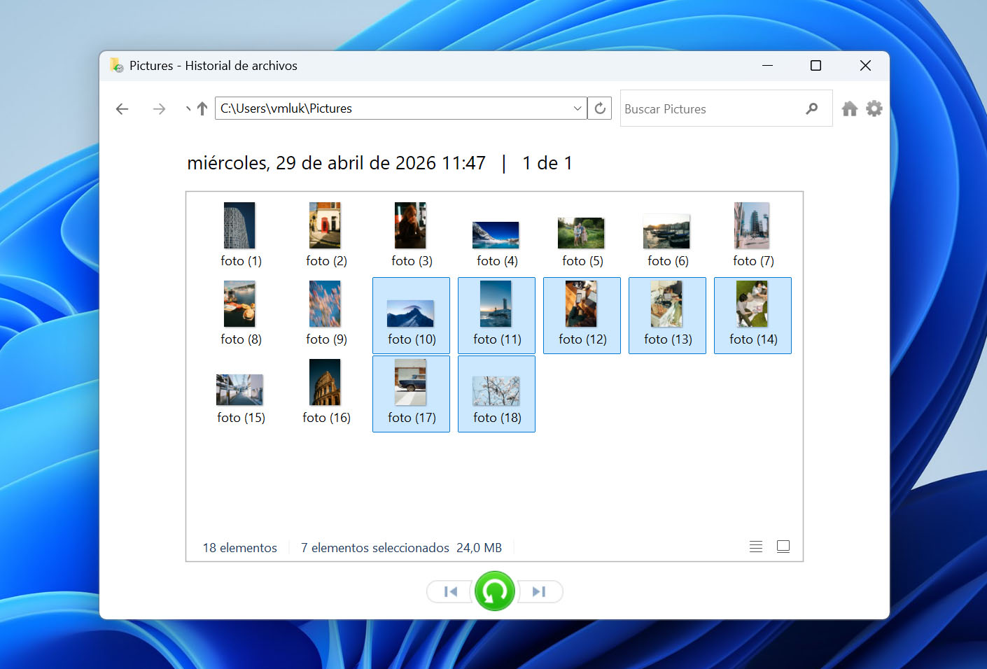 Seleccionando fotos de la tarjeta SD.