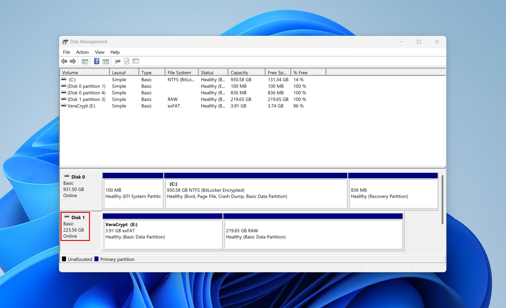 The Seagate external hard drive listed in Disk Management with its correct capacity.