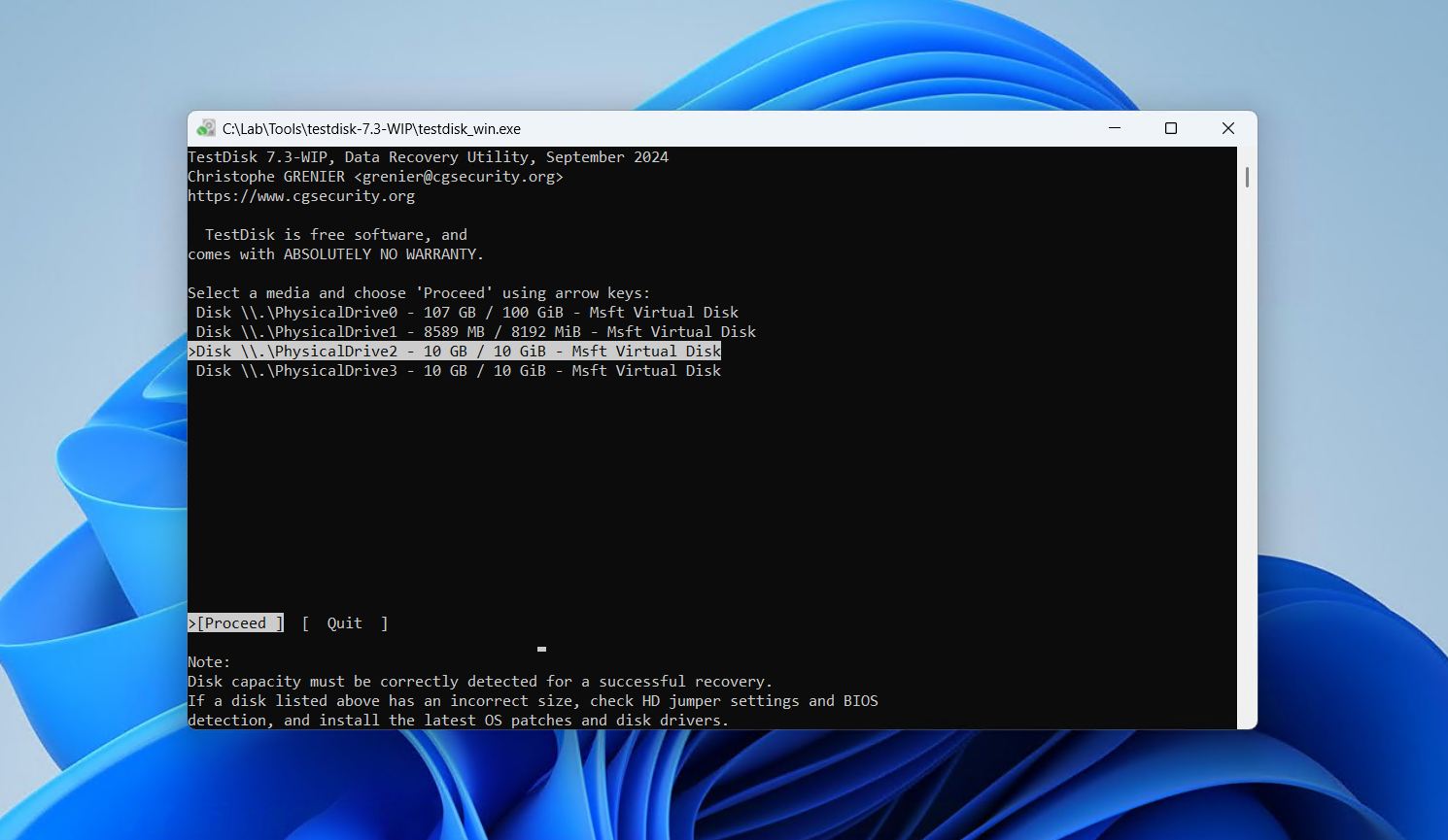 Selecting the drive in TestDisk.